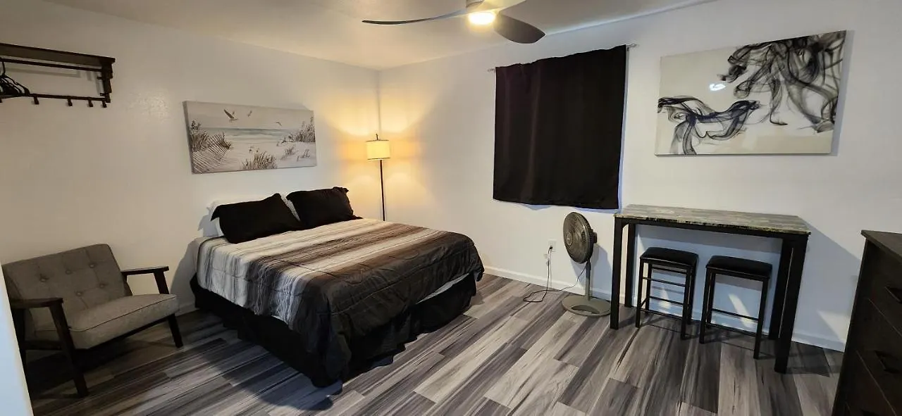Apartment #4 New! Cozy Private Studio! Self Checkin Studio Apt Keaau United States